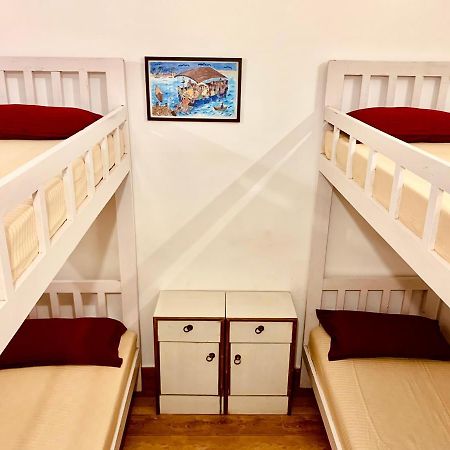 פאנג'י Easy Hostels מראה חיצוני תמונה