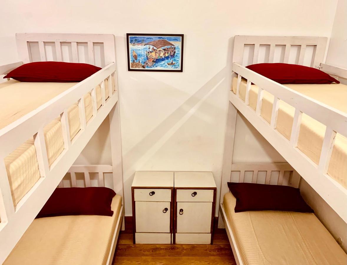 פאנג'י Easy Hostels מראה חיצוני תמונה