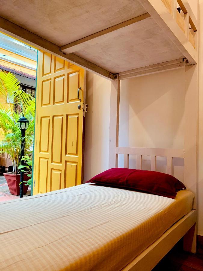פאנג'י Easy Hostels מראה חיצוני תמונה