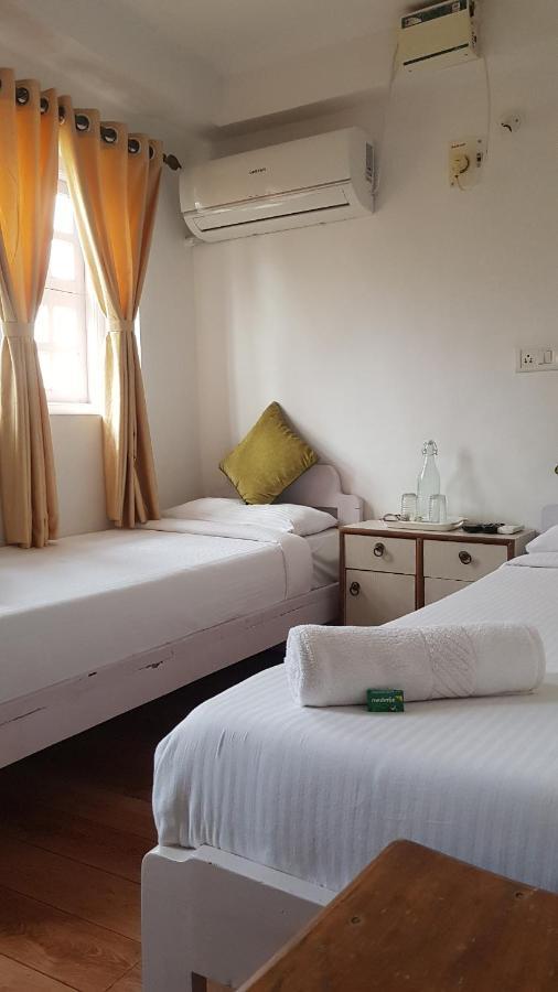 פאנג'י Easy Hostels מראה חיצוני תמונה